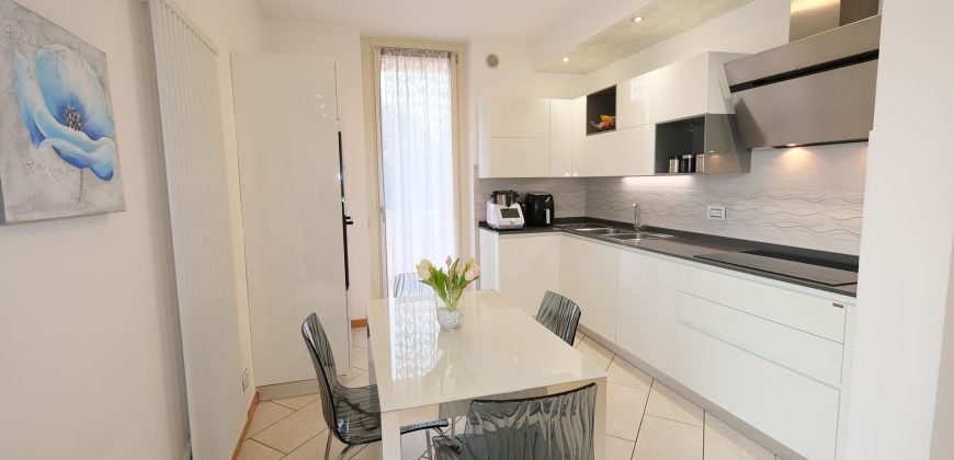 Bonate Sopra – Trilocale in villa